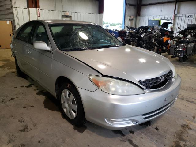 TOYOTA CAMRY LE 2004 with VIN 4T1BE32K34U856364 - Photo from auction
