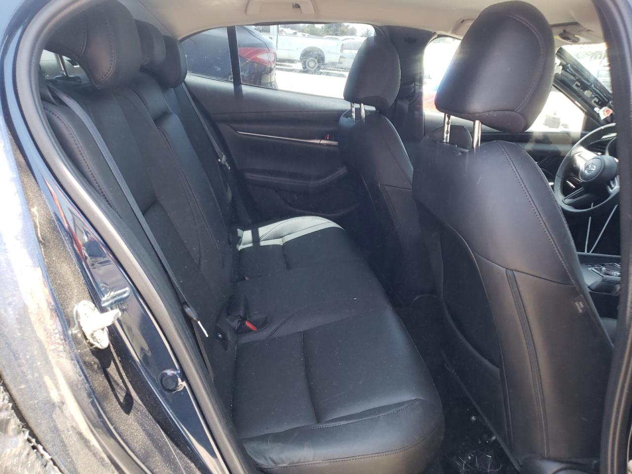 Photo 18 from auction – 2021 MAZDA 3 SELECT with VIN 3MZBPBBL2MM254204