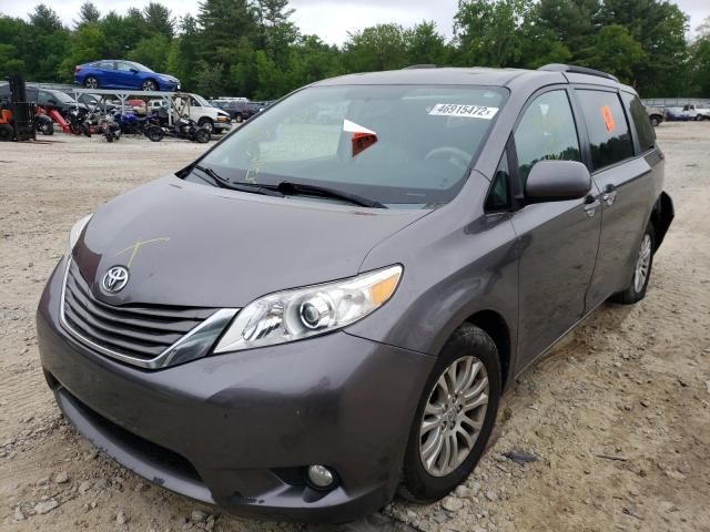 Photo 2 from auction – 2011 TOYOTA SIENNA XLE with VIN 5TDYK3DC4BS070250