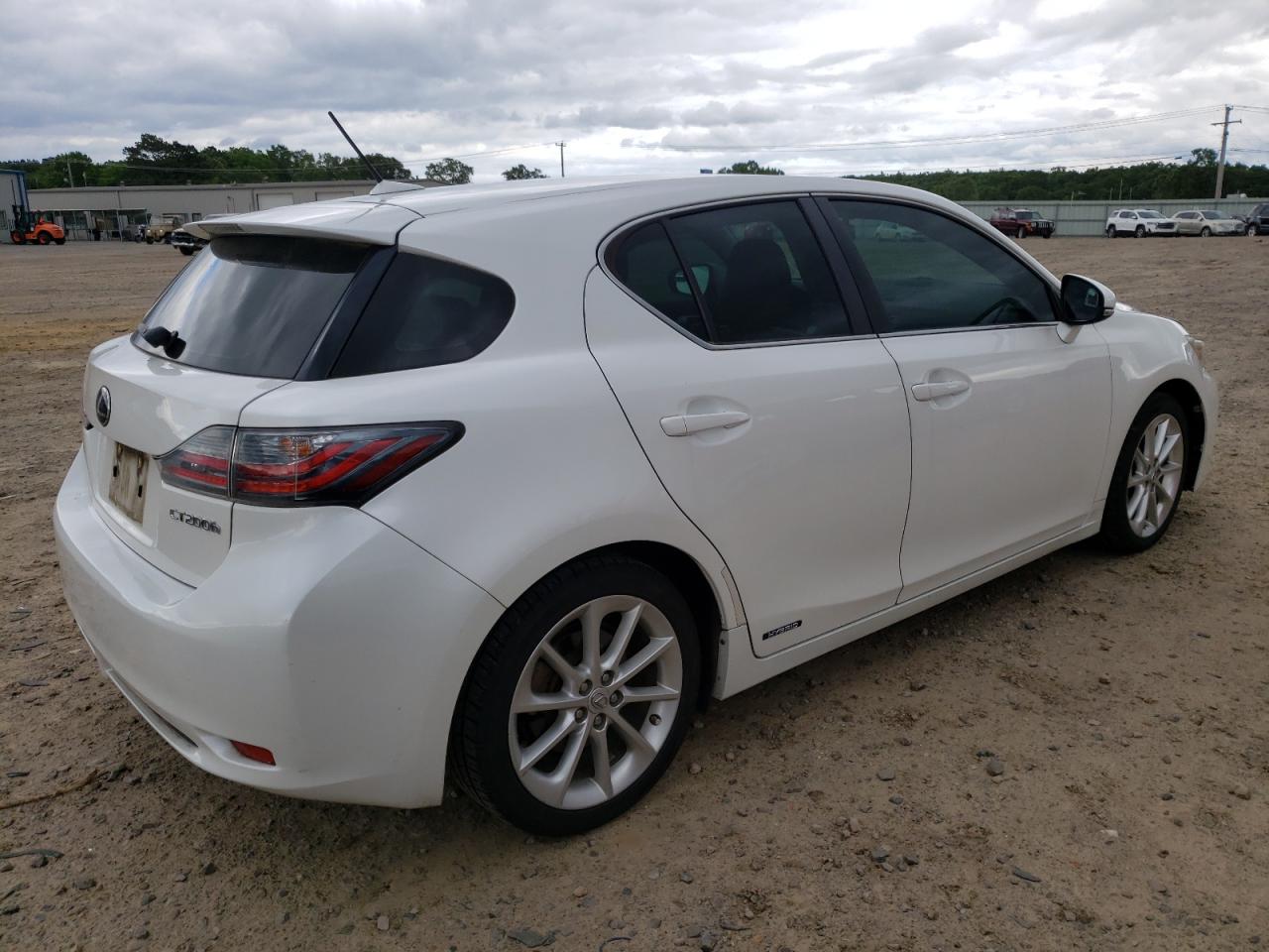 Photo 4 from auction – 2012 LEXUS CT 200 with VIN JTHKD5BH1C2088111