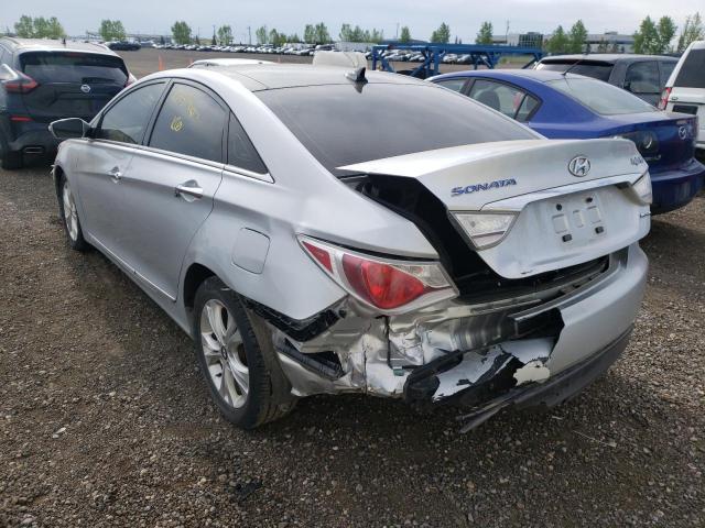 Photo 3 from auction – 2013 HYUNDAI SONATA HYB with VIN KMHEC4A40DA082197