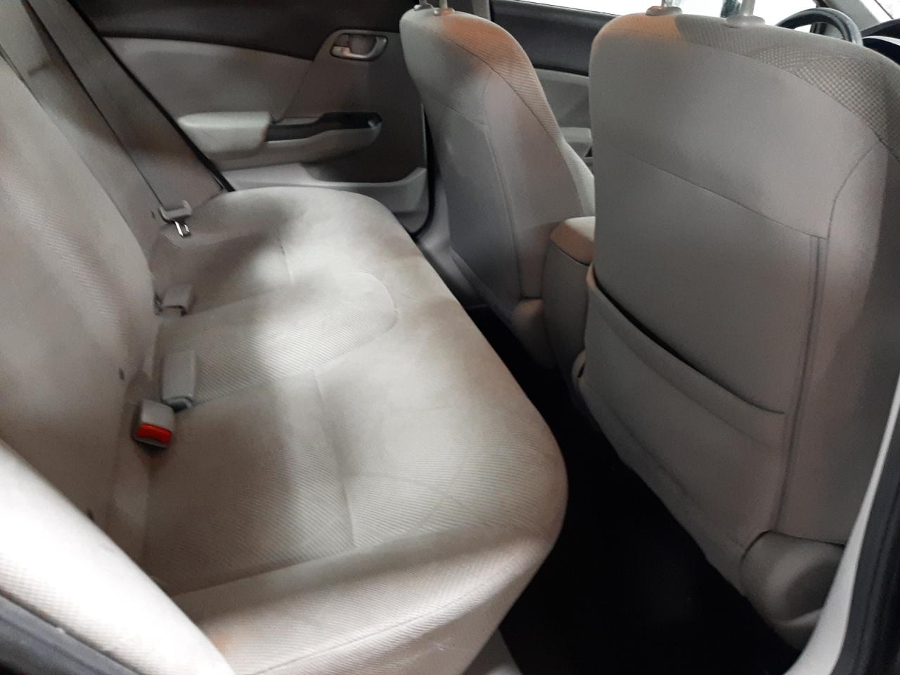 Photo 18 from auction – 2012 HONDA CIVIC LX with VIN 2HGFB2F50CH335098