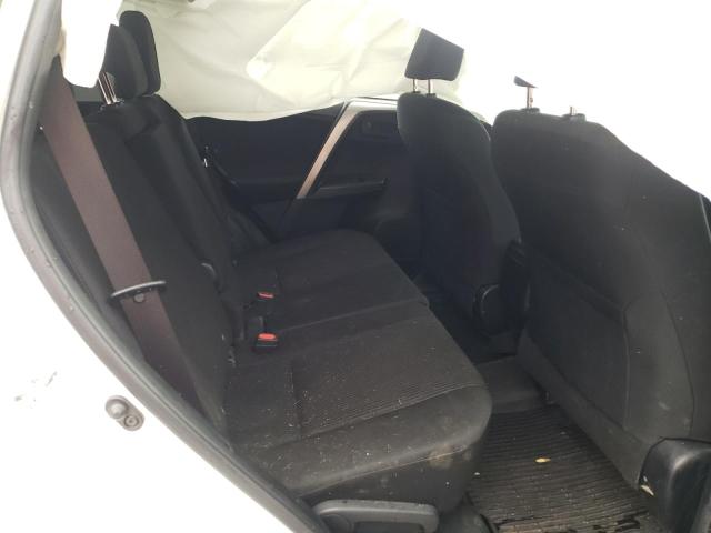 Photo 6 from auction – 2017 TOYOTA RAV4 LE with VIN JTMZFREV2HJ124582