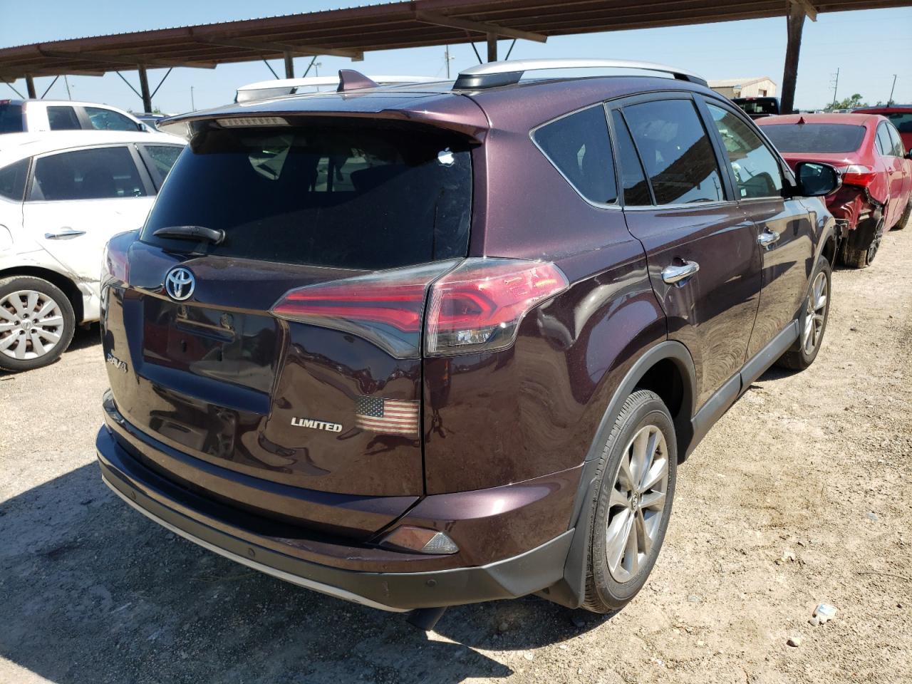Photo 17 from auction – 2017 TOYOTA RAV4 LIMIT with VIN 2T3YFREV0HW360936