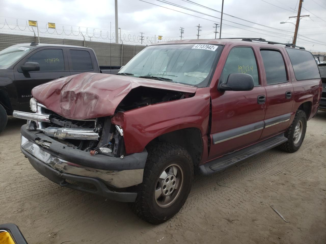 Photo 2 from auction – 2002 CHEVROLET SUBURBAN C with VIN 1GNEC16T42J288288
