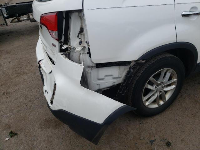 Photo 9 from auction – 2015 KIA SORENTO LX with VIN 5XYKTDA69FG612775