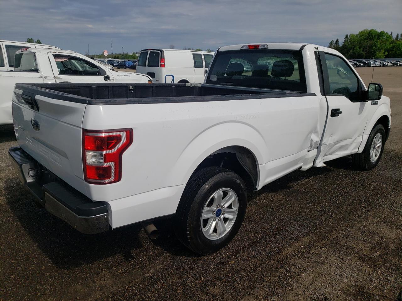 Photo 17 from auction – 2019 FORD F150 with VIN 1FTMF1C58KKE25275