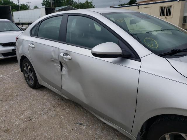 Photo 9 from auction – 2019 KIA FORTE FE with VIN 3KPF24AD9KE061497