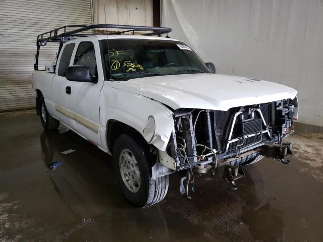 CHEVROLET SILVERADO 2003 with VIN 2GCEC19T131392026 - Photo from auction