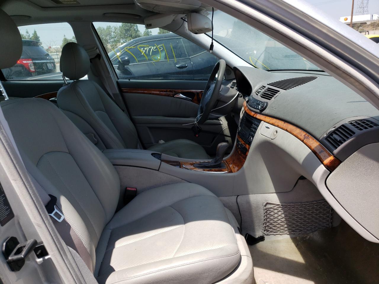 Photo 5 from auction – 2003 MERCEDES-BENZ E 320 with VIN WDBUF65J93A309127