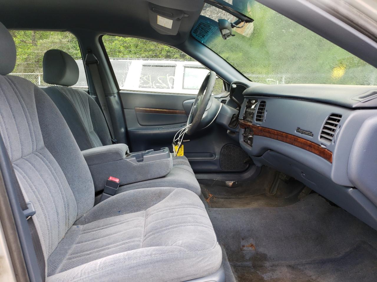 Photo 5 from auction – 2002 CHEVROLET IMPALA with VIN 2G1WF52E729369258