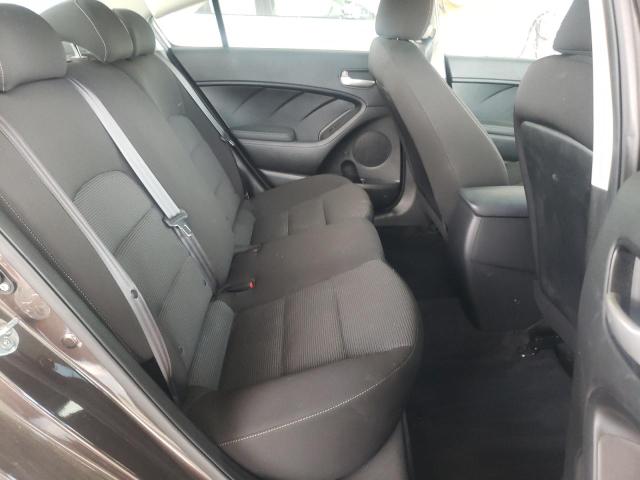 Photo 6 from auction – 2017 KIA FORTE LX with VIN 3KPFK4A73HE157743