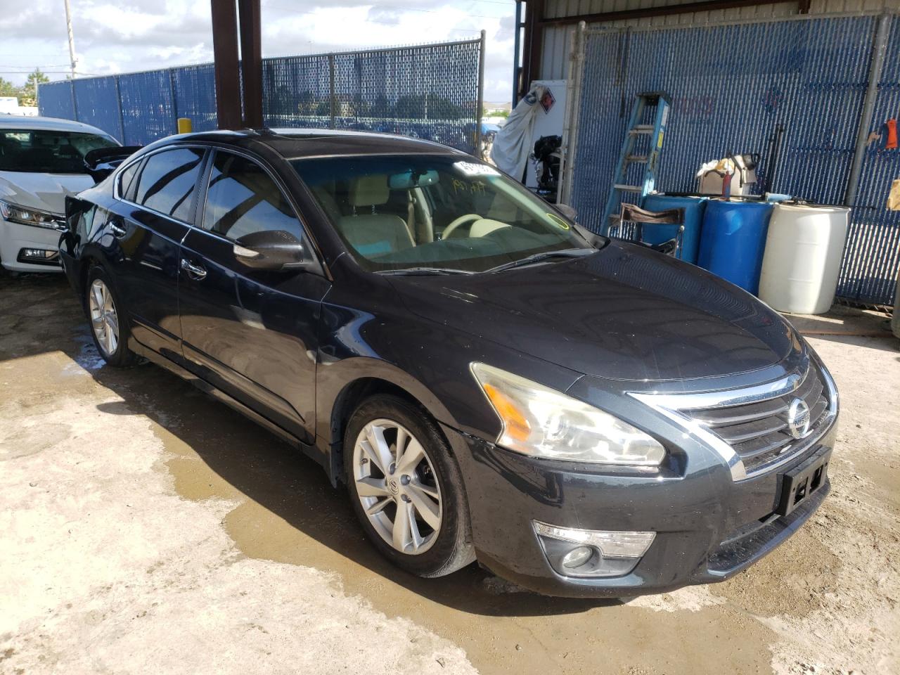 Photo 14 from auction – 2014 NISSAN ALTIMA SL with VIN 1N4AL3AP3EC126843