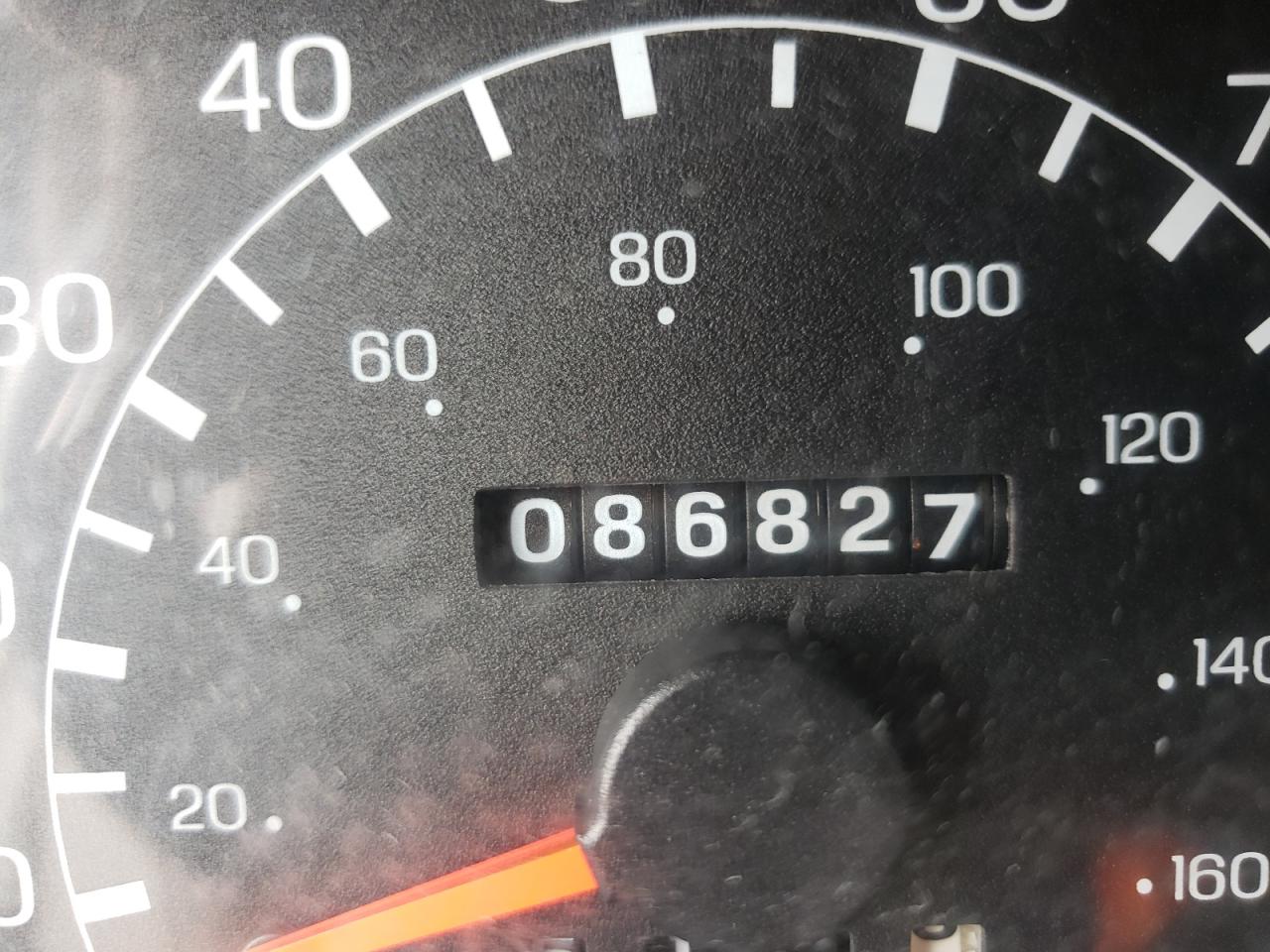 Photo 13 from auction – 2000 FORD F550 SUPER with VIN 3FCNF53S3YJA04908