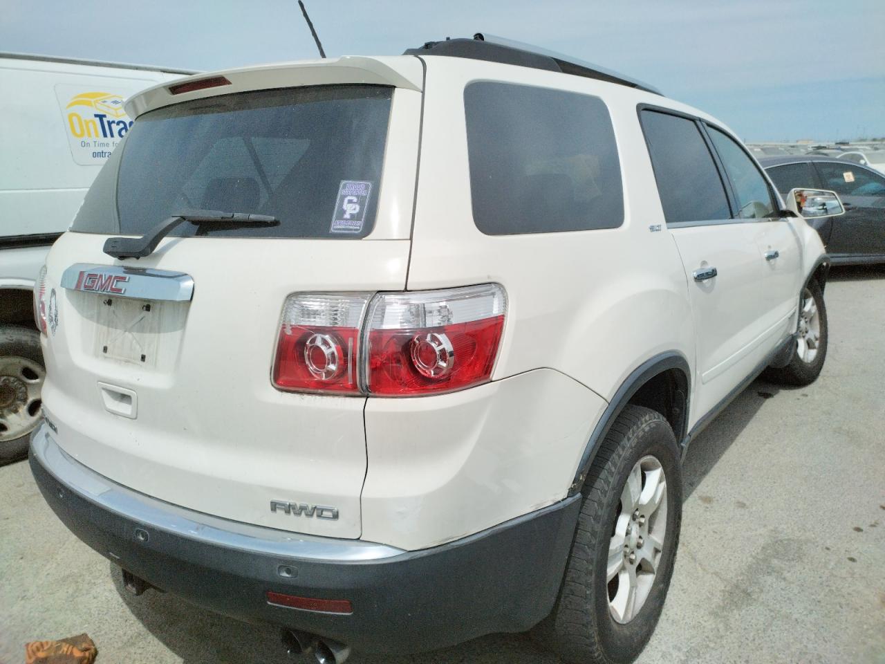 Photo 4 from auction – 2008 GMC ACADIA SLT with VIN 1GKEV33718J170637