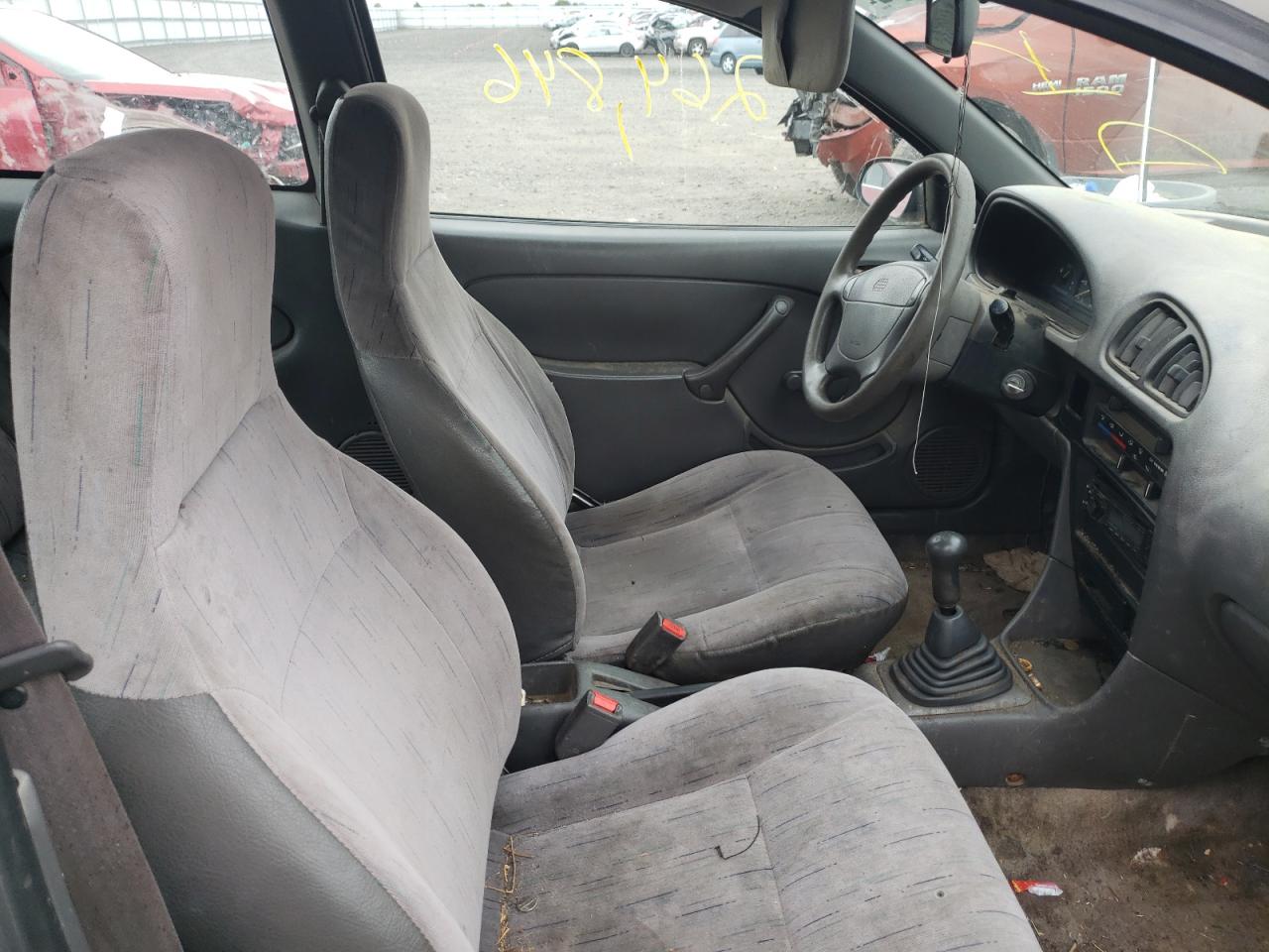 Photo 19 from auction – 1997 GEO METRO with VIN 2C1MR2262V6762424