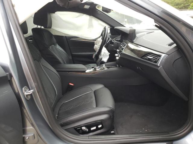 Photo 5 from auction – 2019 BMW 530E with VIN WBAJA9C55KB391714