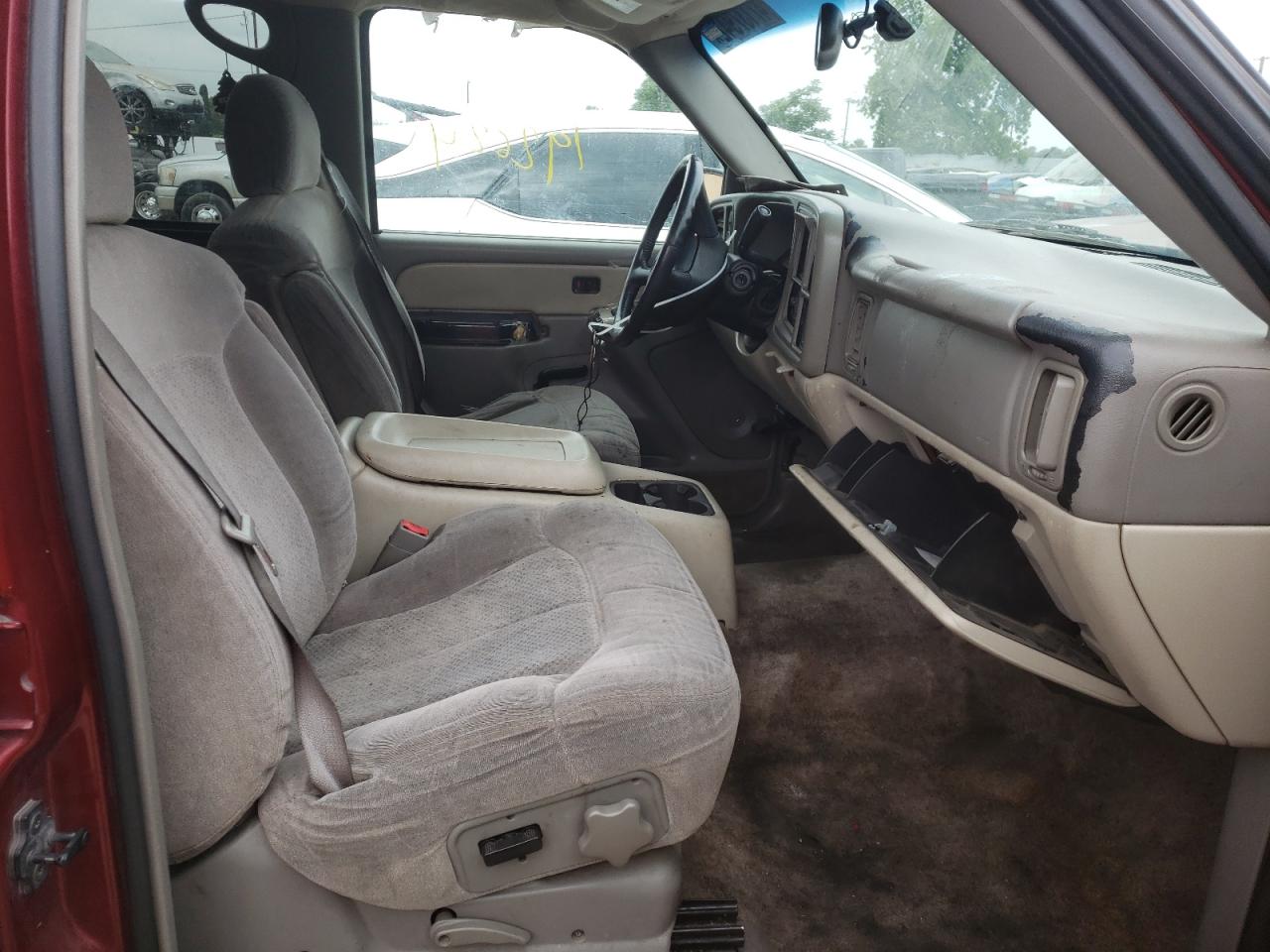 Photo 5 from auction – 2002 CHEVROLET SUBURBAN C with VIN 1GNEC16T42J288288