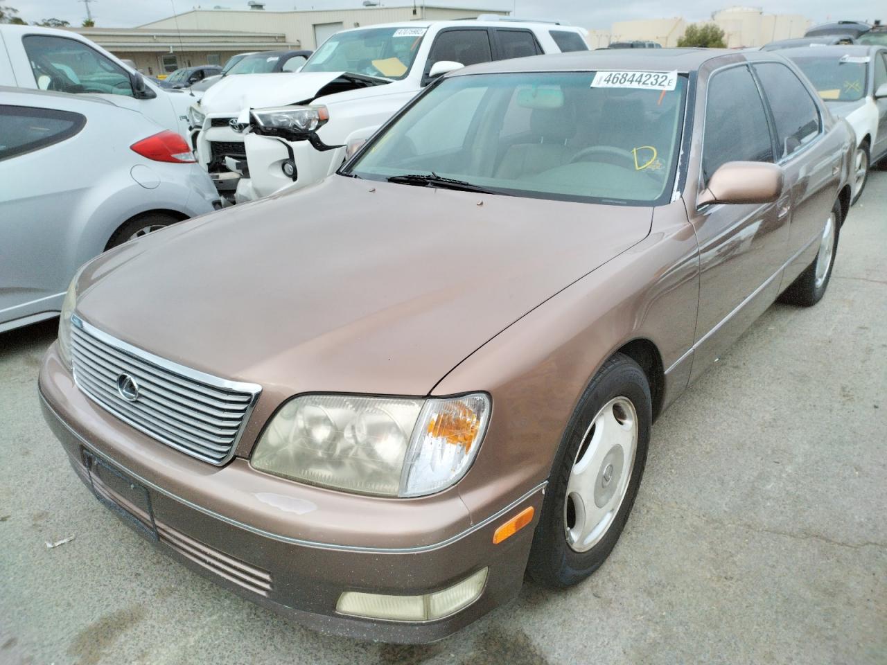 Фото 15 с аукциона – 1998 LEXUS LS 400 с VIN JT8BH28F0W0104887