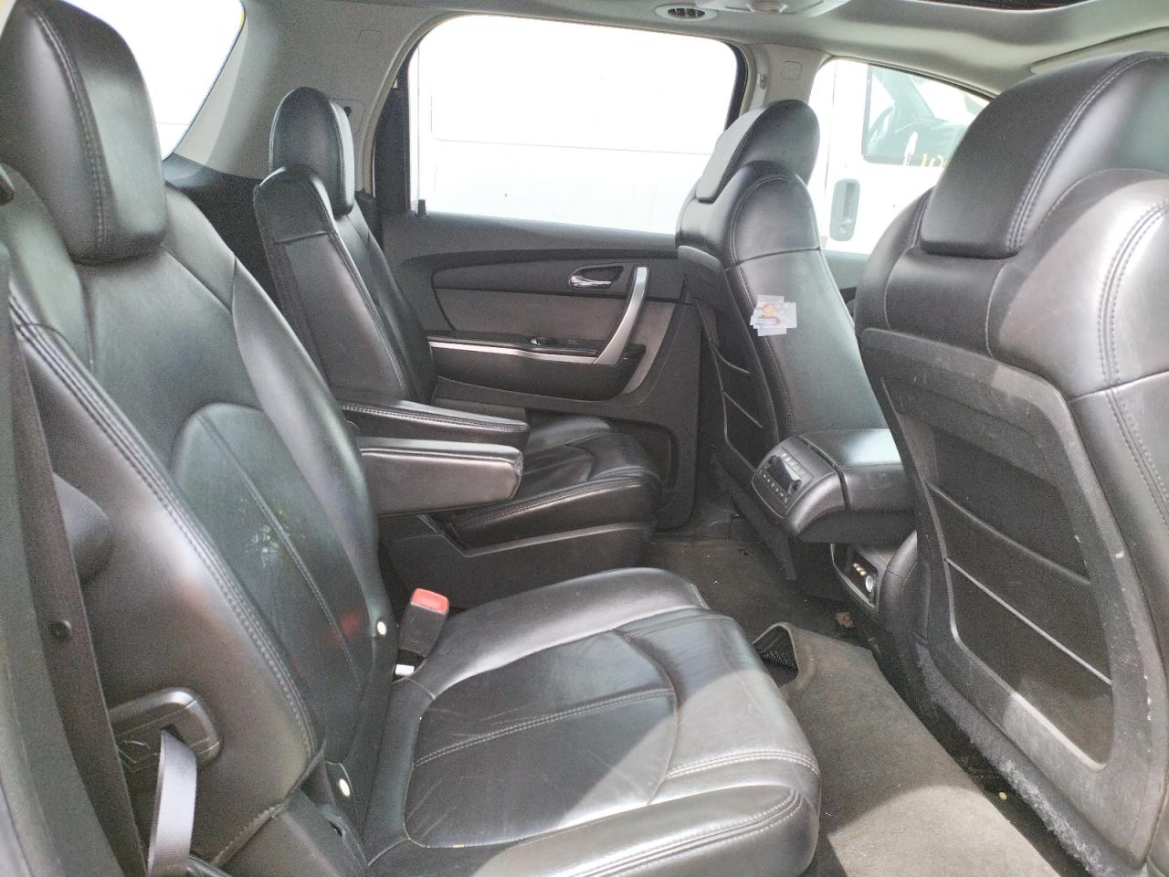 Photo 6 from auction – 2008 GMC ACADIA SLT with VIN 1GKEV33718J170637