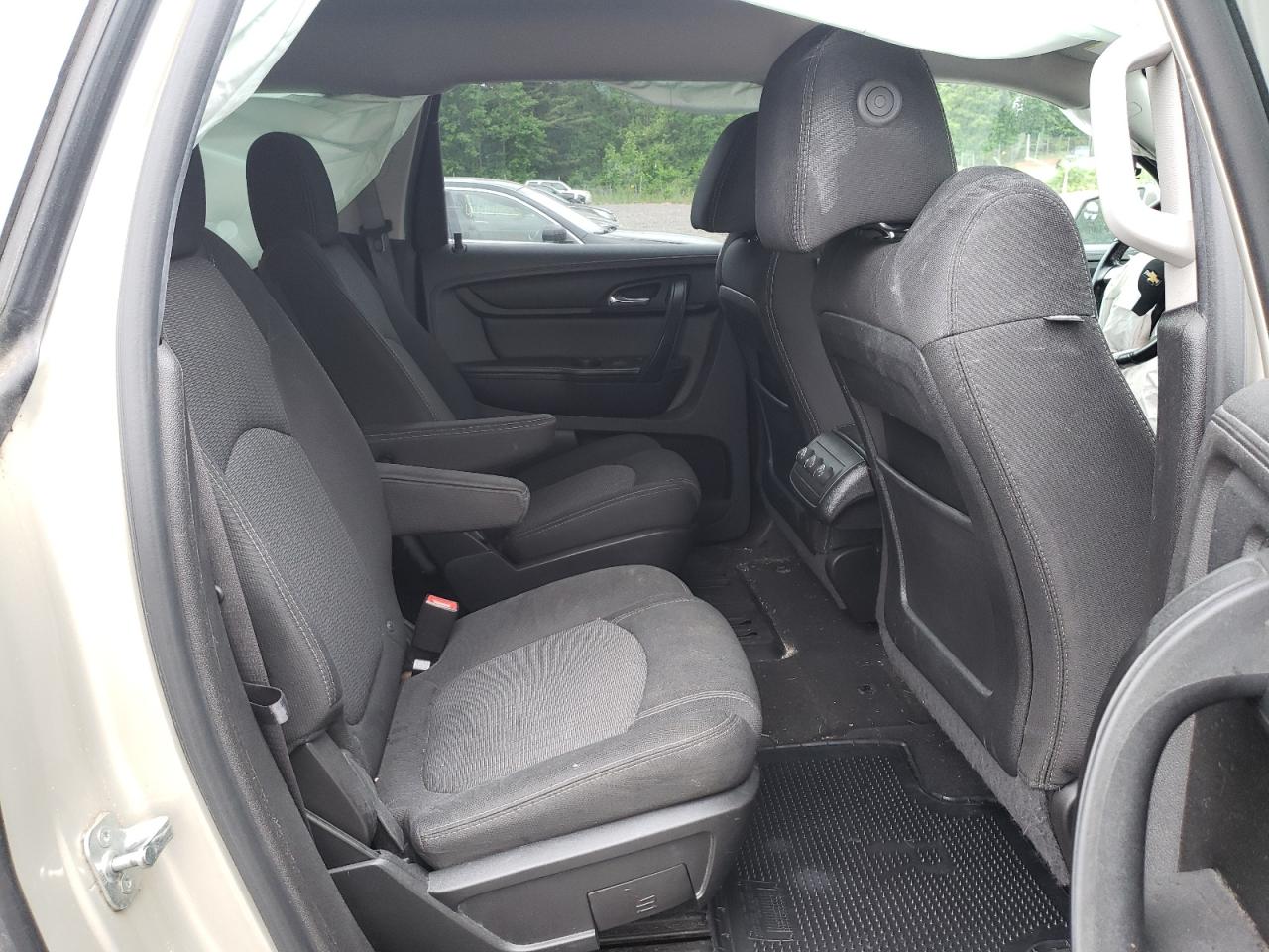 Photo 19 from auction – 2014 CHEVROLET TRAVERSE L with VIN 1GNKRGKD2EJ225908