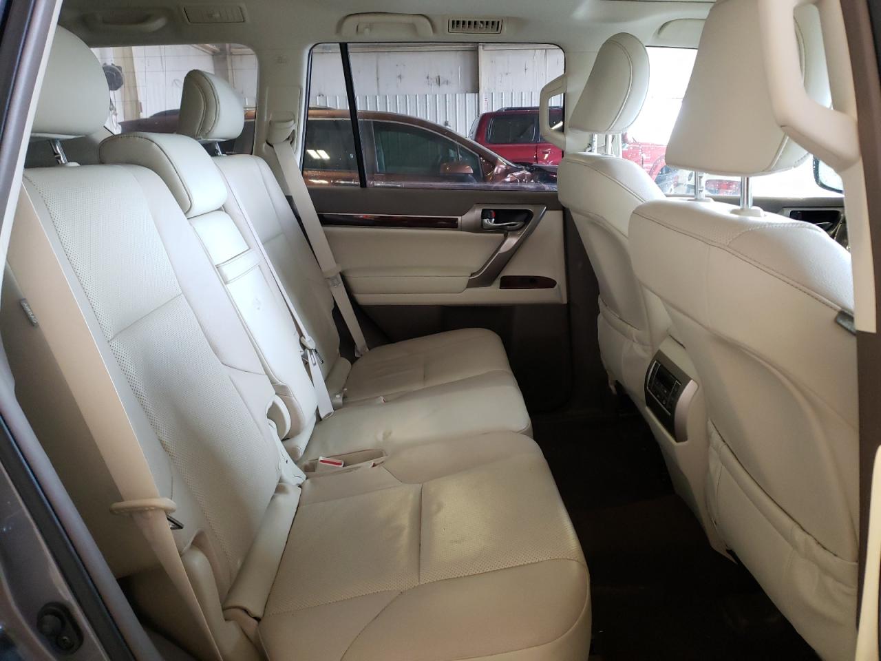 Photo 6 from auction – 2019 LEXUS GX 460 with VIN JTJBM7FX4K5216821