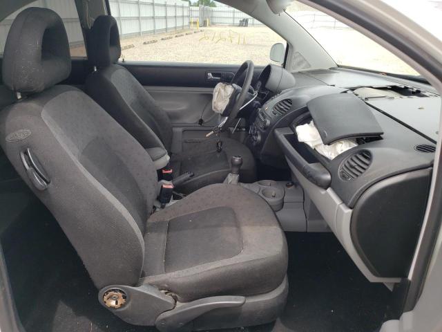 Photo 5 from auction – 2002 VOLKSWAGEN NEW BEETLE with VIN 3VWCB21C22M442092