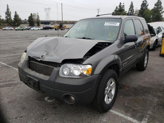 Photo 2 from auction – 2006 FORD ESCAPE HEV with VIN 1FMYU95H06KA25905