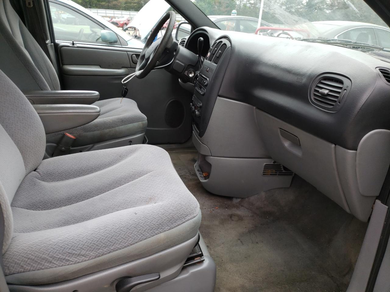 Photo 19 from auction – 2005 DODGE CARAVAN SE with VIN 1D4GP25R45B162791