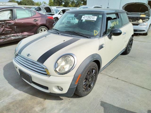 Photo 2 from auction – 2010 MINI COOPER with VIN WMWMF3C53ATZ22641