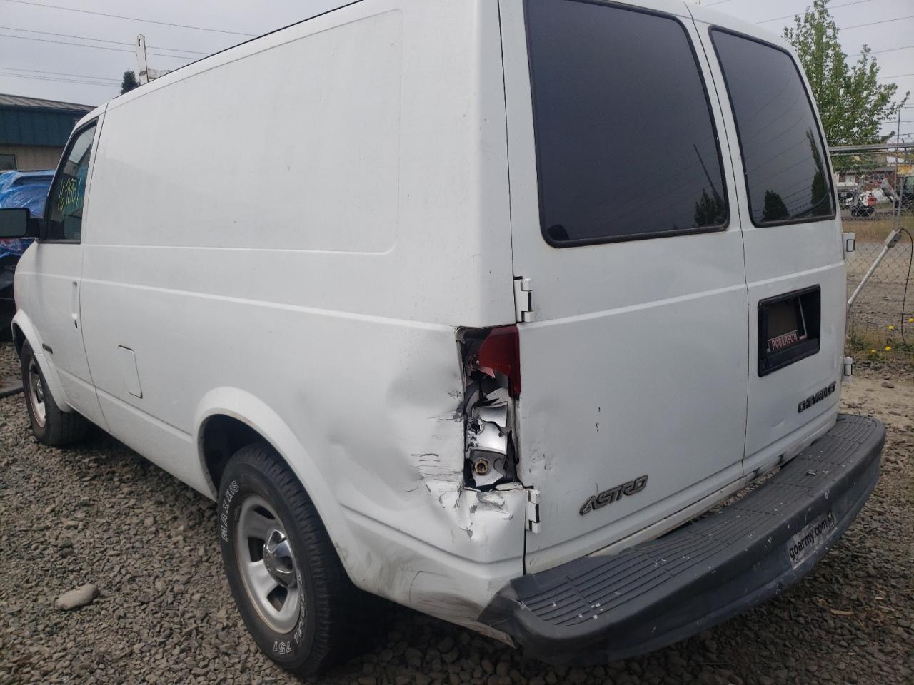 Photo 9 from auction – 2001 CHEVROLET ASTRO with VIN 1GCDM19W21B131715