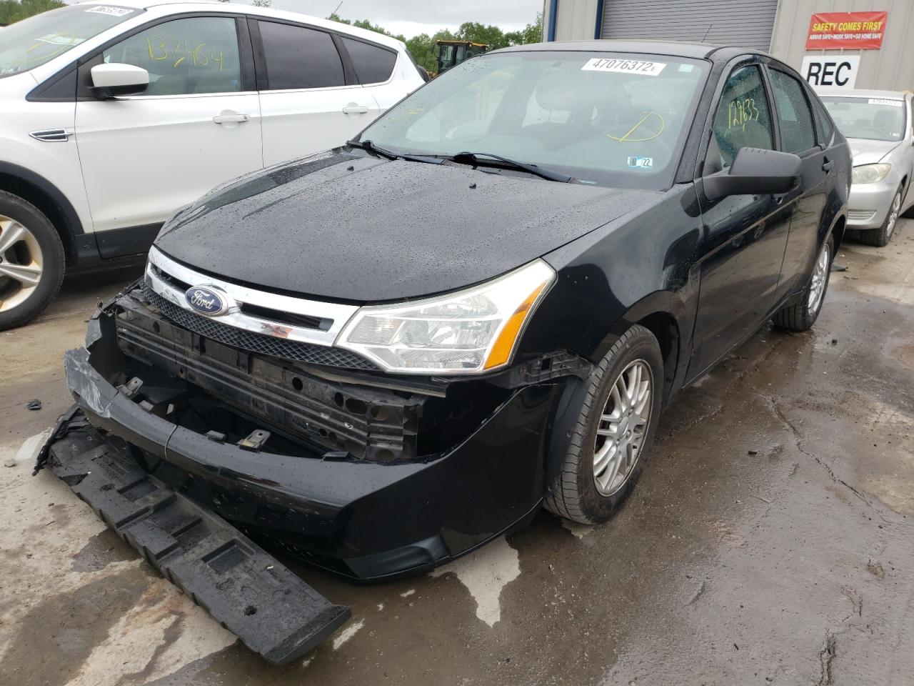 Photo 15 from auction – 2010 FORD FOCUS SE with VIN 1FAHP3FN8AW252554