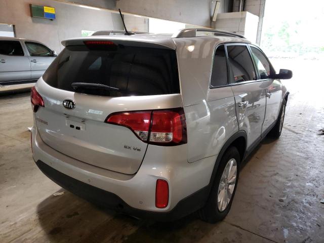 Photo 4 from auction – 2015 KIA SORENTO EX with VIN 5XYKU4A73FG575244