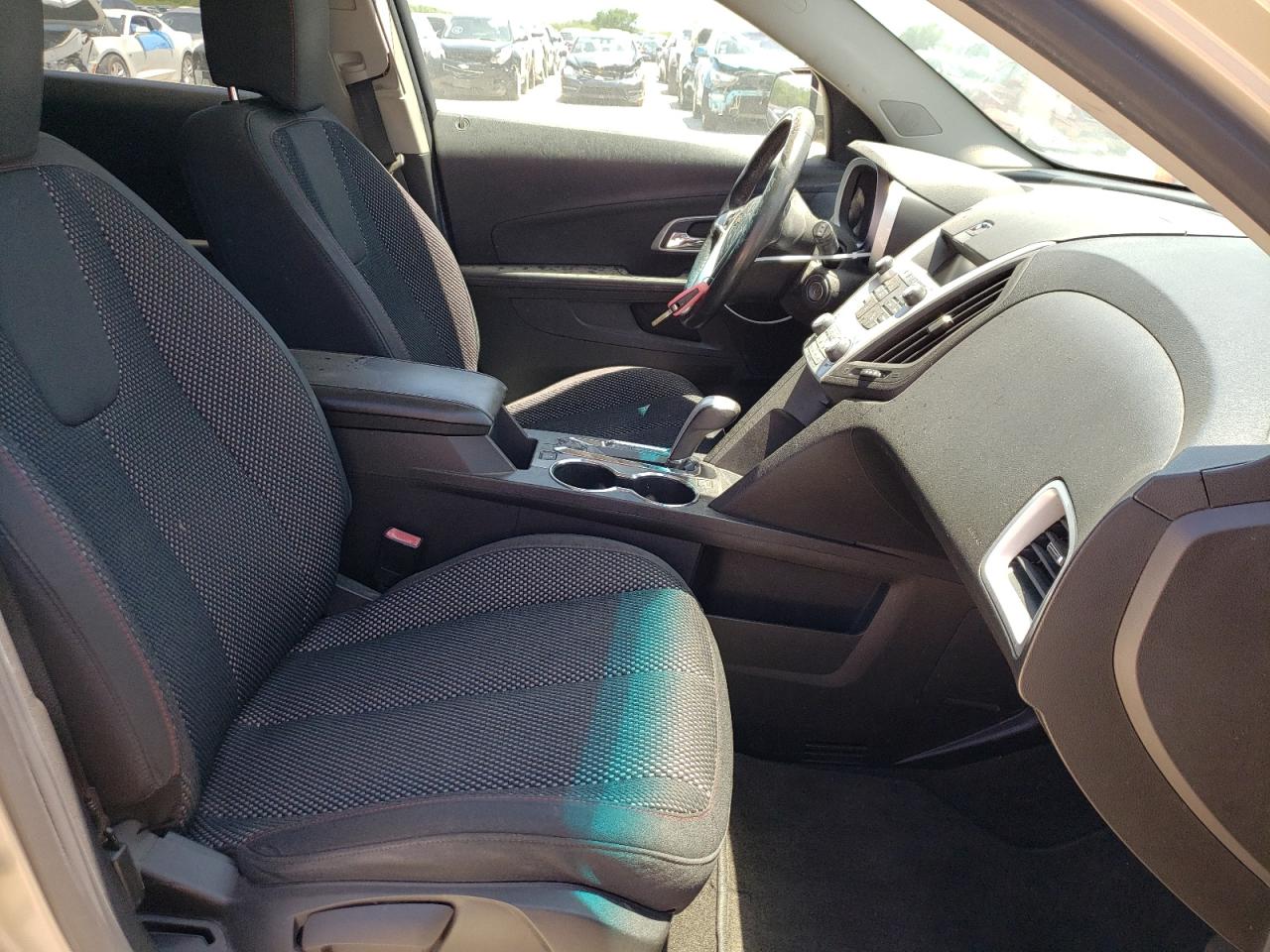 Photo 5 from auction – 2010 CHEVROLET EQUINOX LT with VIN 2CNALDEW9A6331843