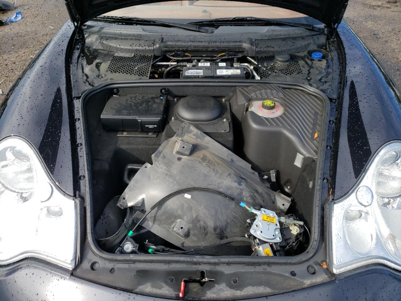 Photo 12 from auction – 2004 PORSCHE 911 TURBO with VIN WP0CB29994S675859