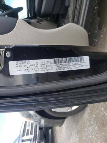 Photo 10 from auction – 2015 CHRYSLER TOWN & COU with VIN 2C4RC1GG6FR656547