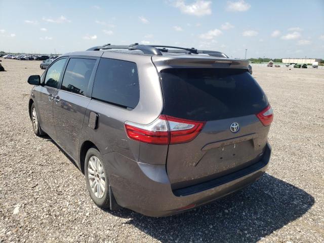 Photo 3 from auction – 2016 TOYOTA SIENNA XLE with VIN 5TDYK3DCXGS699485