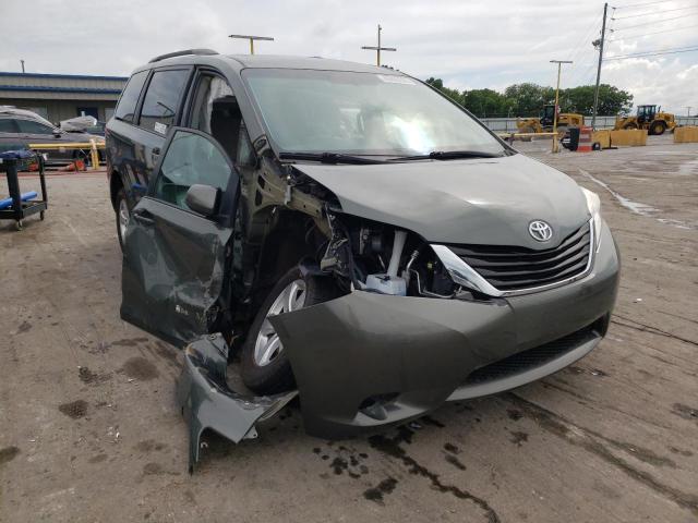 Photo 4 from auction – 2013 TOYOTA SIENNA LE with VIN 5TDKK3DC5DS372445