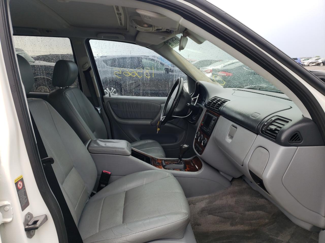 Photo 5 from auction – 2002 MERCEDES-BENZ ML 320 with VIN 4JGAB54E72A315095