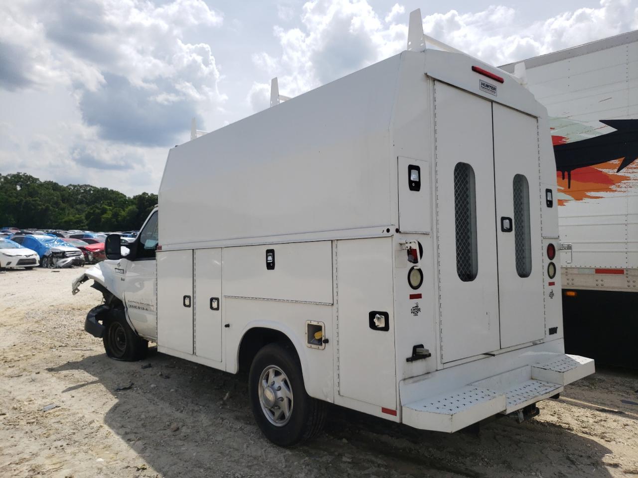 Photo 16 from auction – 2015 FORD ECONOLINE with VIN 1FDWE3FL9FDA00090