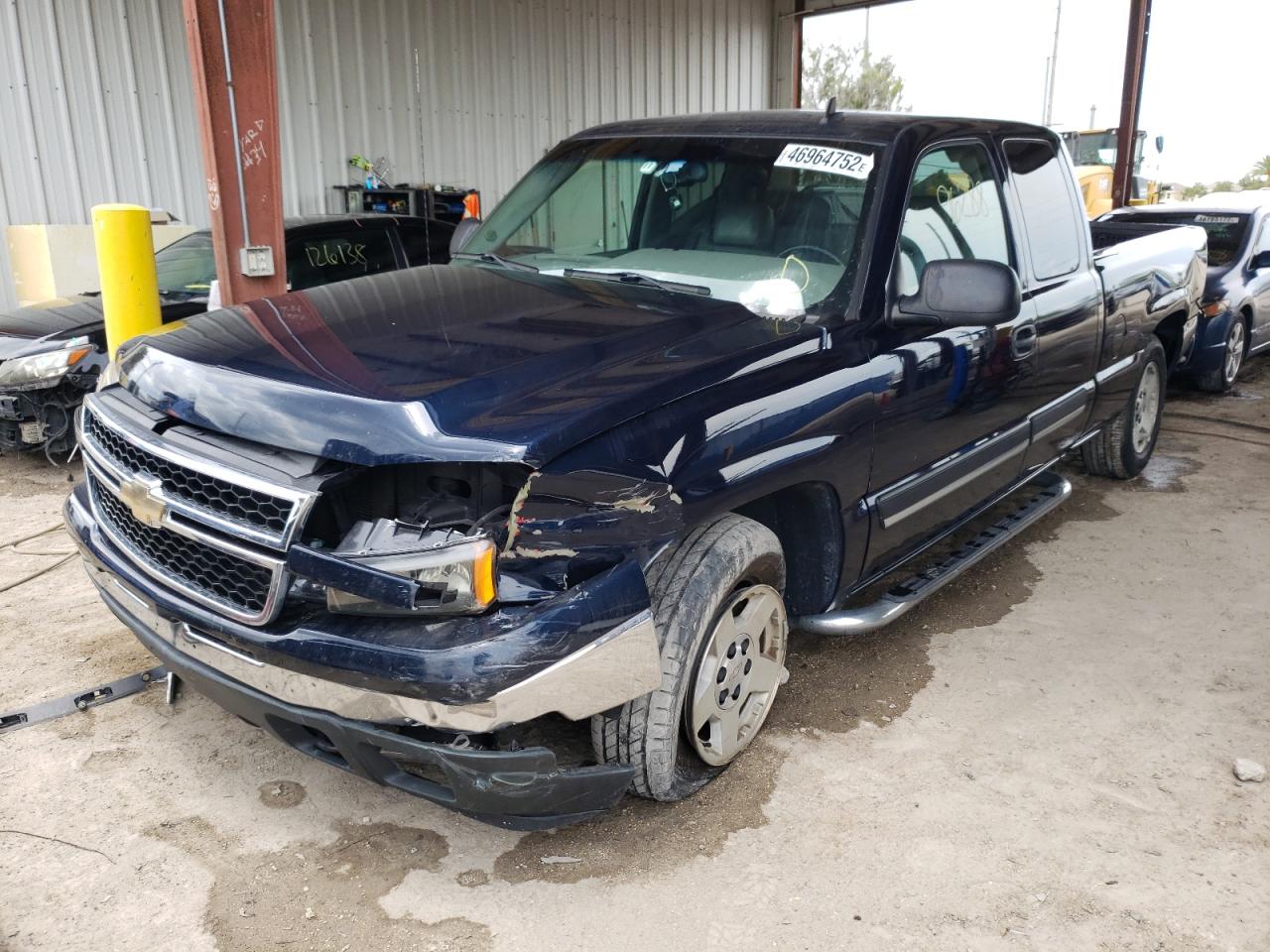 Photo 15 from auction – 2006 CHEVROLET SILVERADO with VIN 1GCEC19Z16Z173308