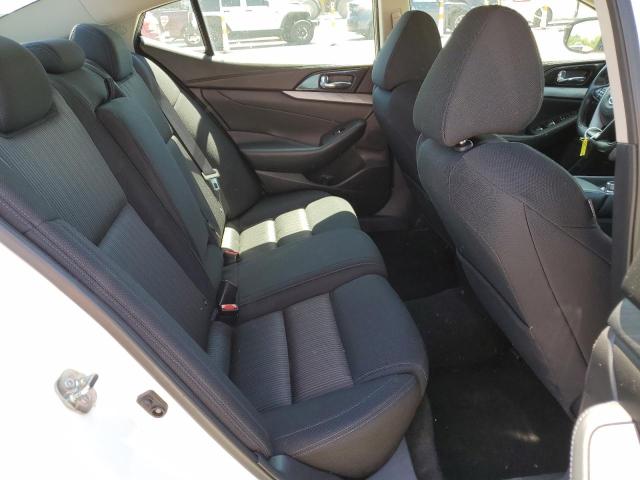 Photo 6 from auction – 2017 NISSAN MAXIMA 3.5 with VIN 1N4AA6AP1HC387979