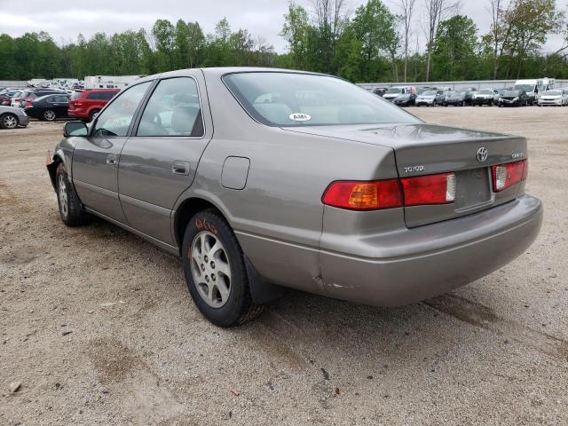 Photo 3 from auction – 2000 TOYOTA CAMRY CE with VIN 4T1BG22K9YU011237