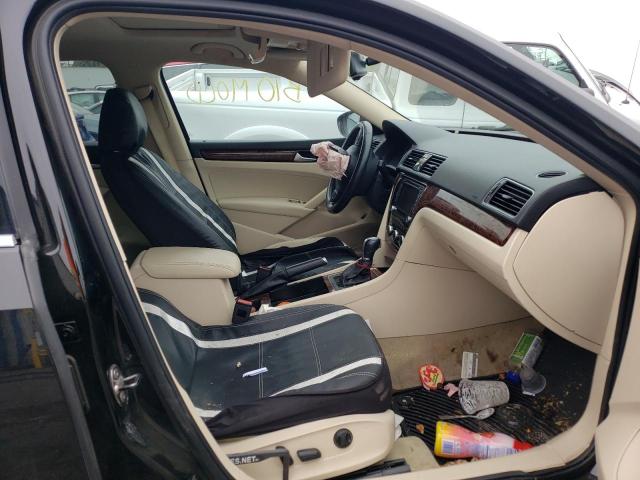 Photo 5 from auction – 2012 VOLKSWAGEN PASSAT SEL with VIN 1VWCM7A33CC067193