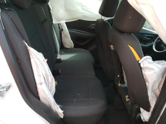 Photo 6 from auction – 2015 CHEVROLET TRAX LS with VIN KL7CJKSB6FB088387