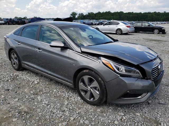 HYUNDAI SONATA PLU 2017 with VIN KMHE54L22HA071133 - Photo from auction