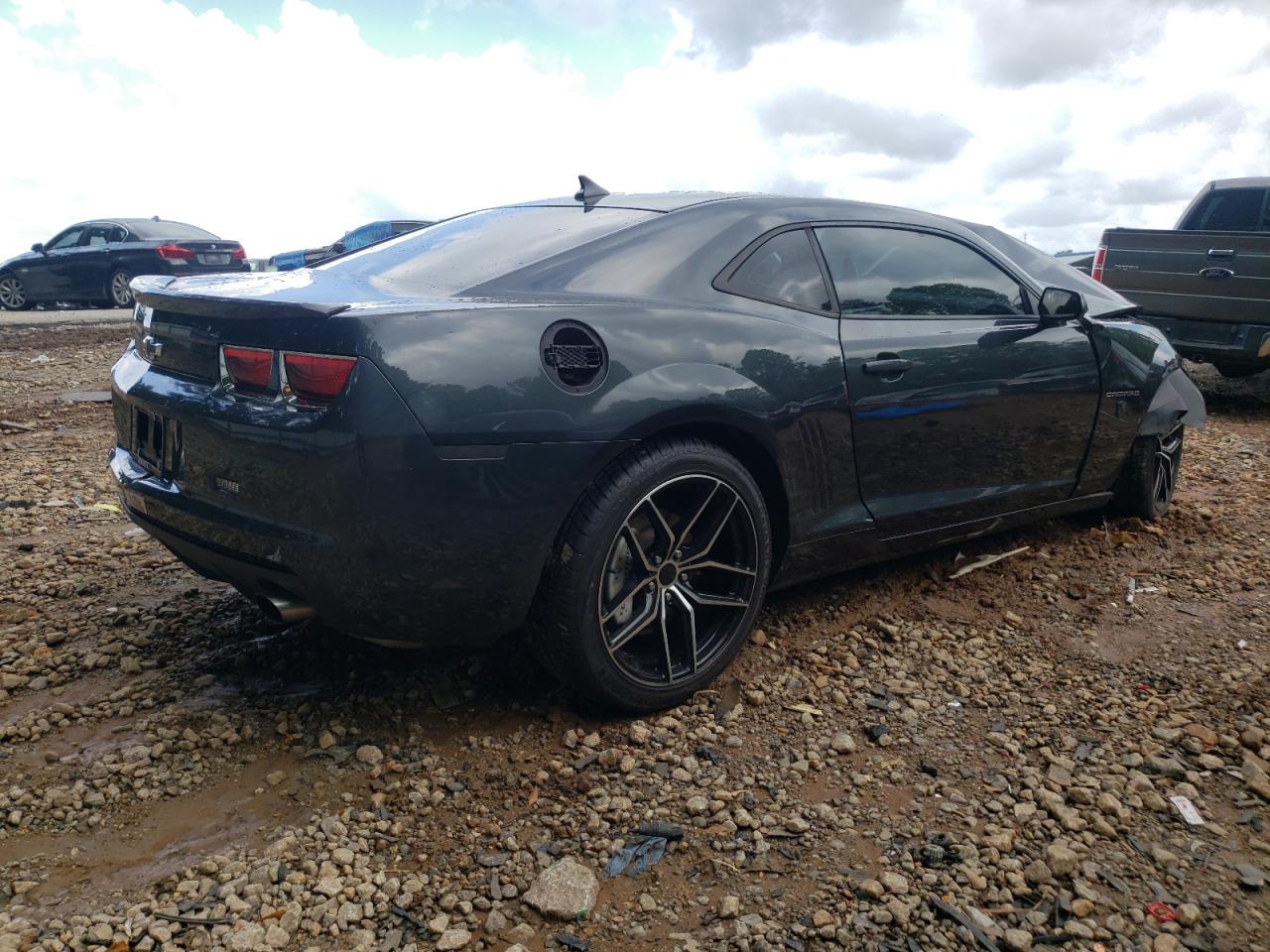 Photo 17 from auction – 2013 CHEVROLET CAMARO LS with VIN 2G1FA1E3XD9195898