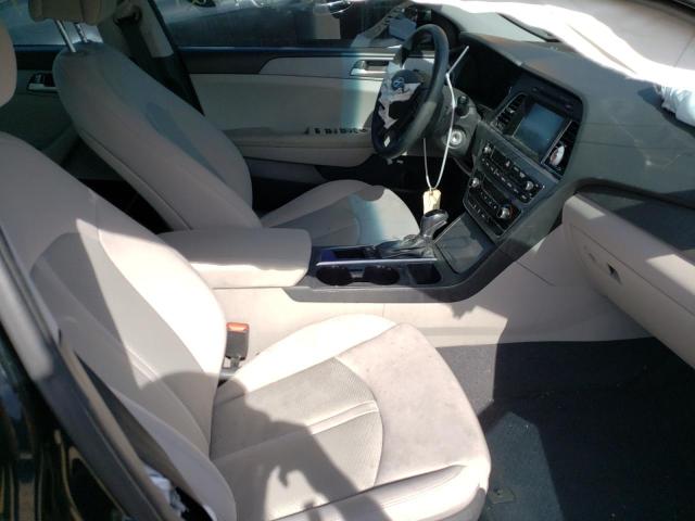 Photo 5 from auction – 2017 HYUNDAI SONATA SE with VIN 5NPE24AF3HH594737