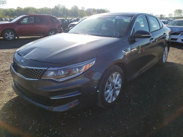 Photo 2 from auction – 2017 KIA OPTIMA EX with VIN 5XXGU4L38HG153753