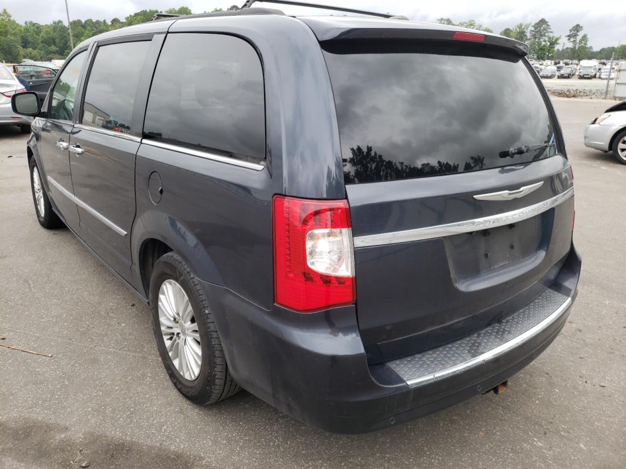 Photo 17 from auction – 2013 CHRYSLER TOWN & COU with VIN 2C4RC1CG8DR614481